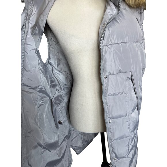 Orolay Gray Puffer Vest W/ Faux Fur Hood Zip & Snap Close Polyester Size 2X - Picture 5 of 7